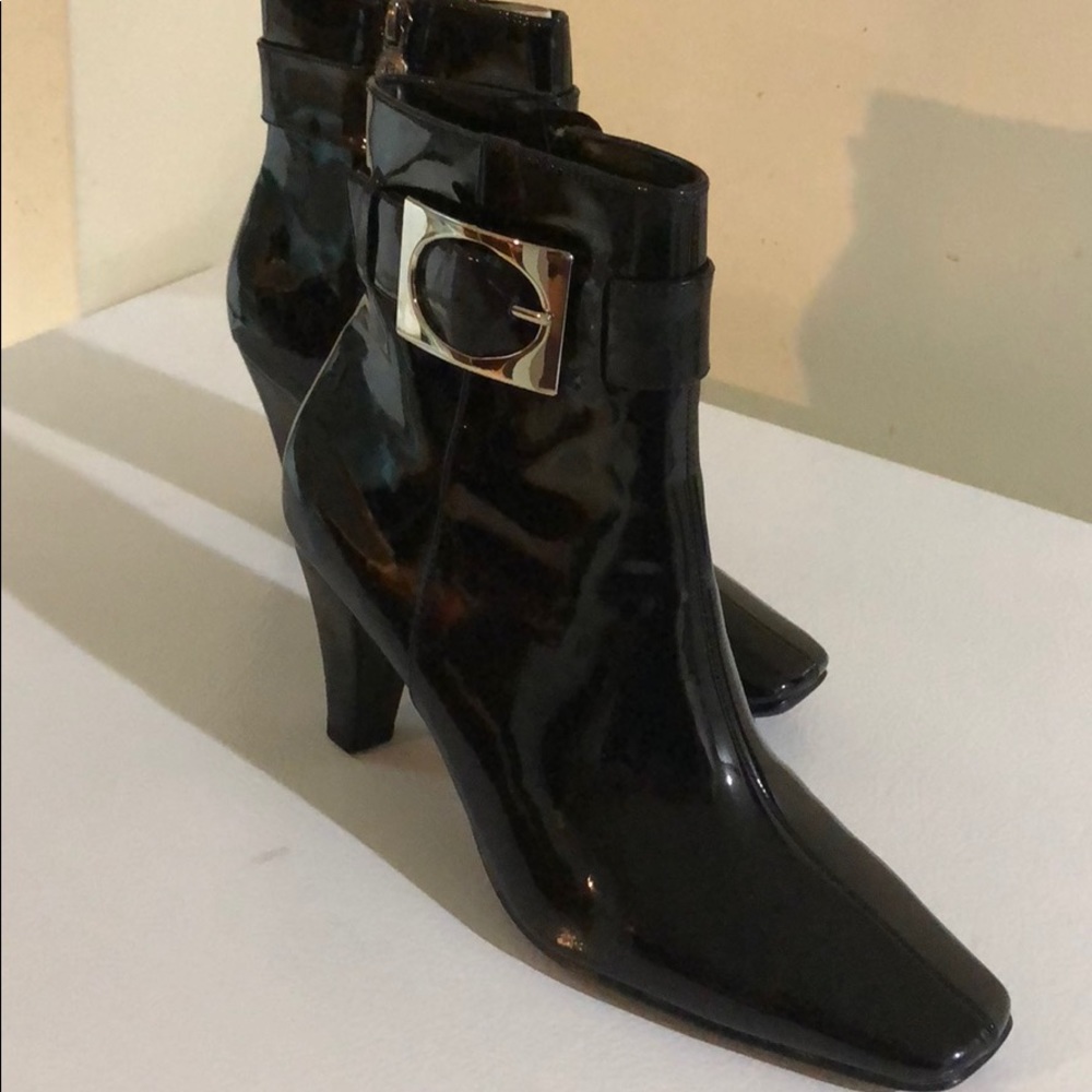 Above ankle black boots’NEW’